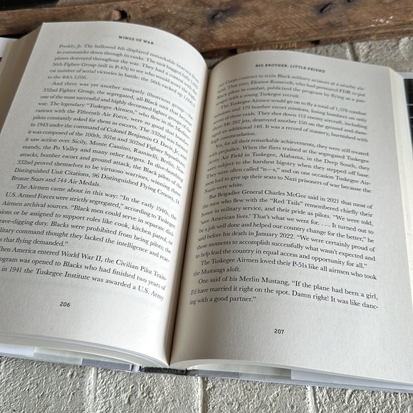 Wings Of War, World War II Fighter Plane that saved….book, White (#38) - Picture 7 of 7